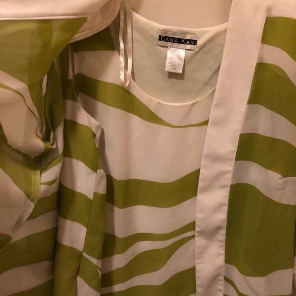 Jacket - Picture 4 of 5